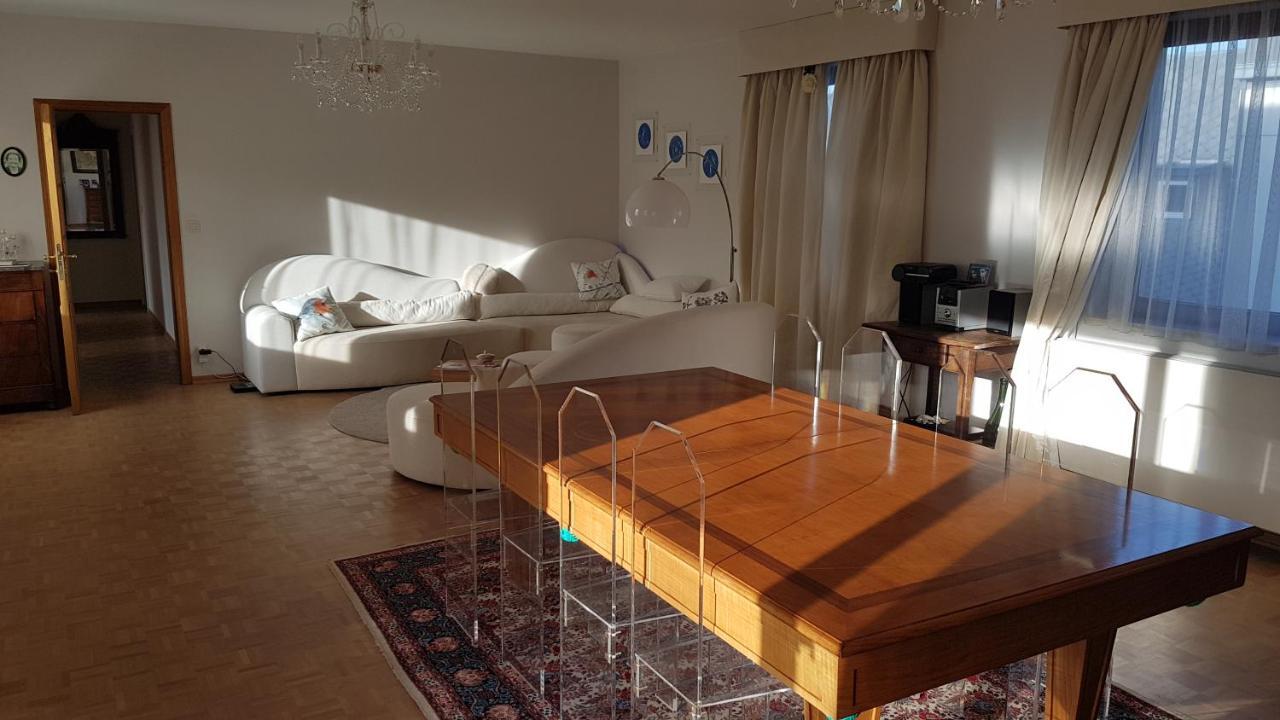 Logement Dans Le Coeur Historique De Mons  Exterior foto